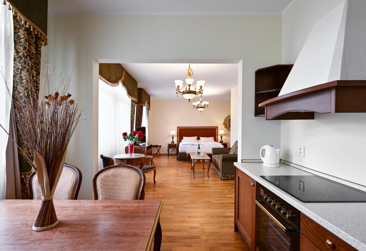 Mariánské Lázně Residence Romanza מראה חיצוני תמונה