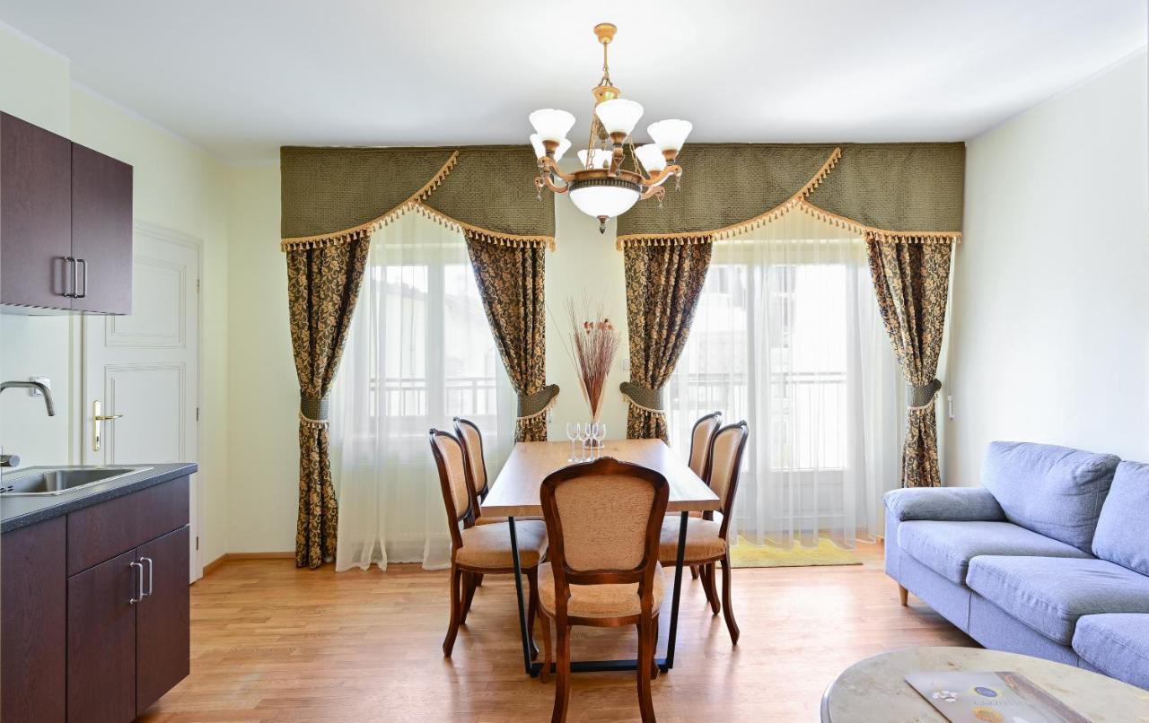 Mariánské Lázně Residence Romanza מראה חיצוני תמונה