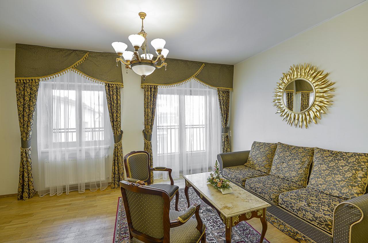 Mariánské Lázně Residence Romanza מראה חיצוני תמונה